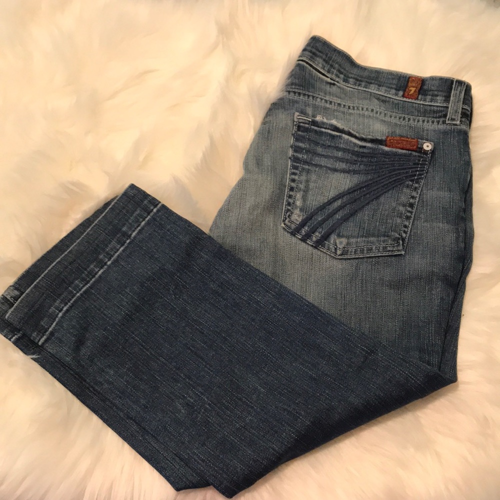 7 For All Mankind DOJO Capri Size 28 Stretch